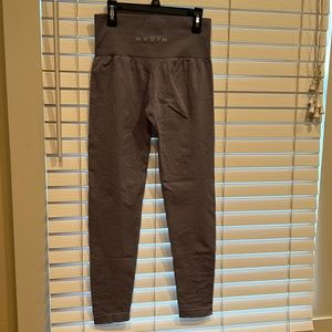 NVGTN leggings used in excellent condition
